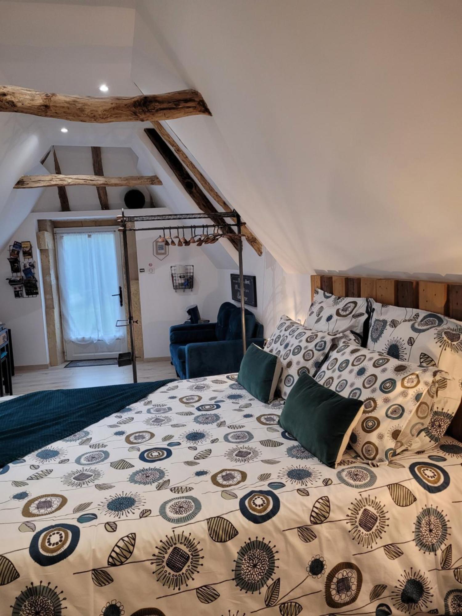 Le Clos Des Etoiles B&B Le Bugue Exterior foto